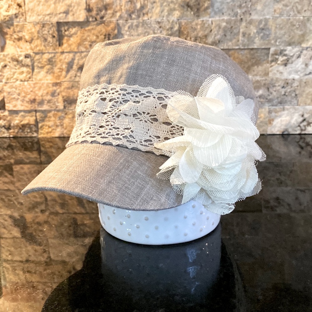 Ladies hat